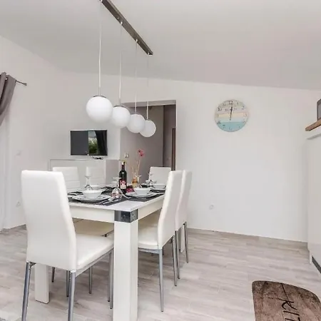 شقة Tarle فوديس