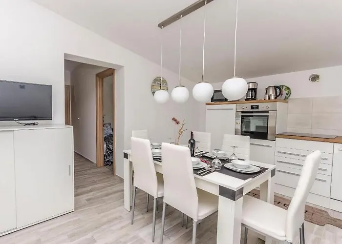 Tarle Апартаменты *